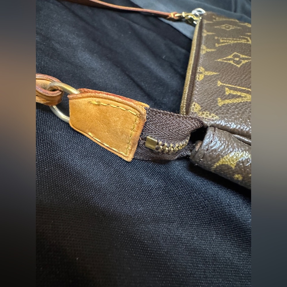 Louis Vuitton LV Monogram Brown and Gold Pouchette & LV Strap with COA - Picture 5 of 17